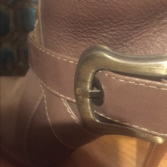 FENDI leather light brown knee high boots - Picture 5 of 8